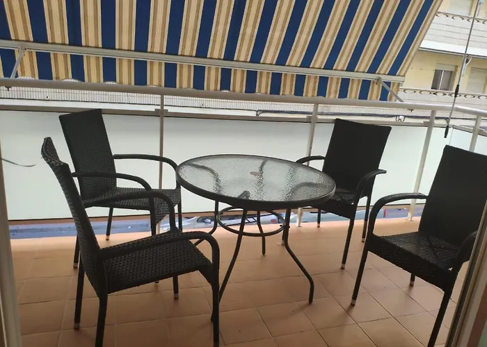 Piso Recien Reformado A Menos De 50m De La Playa * Torrevieja