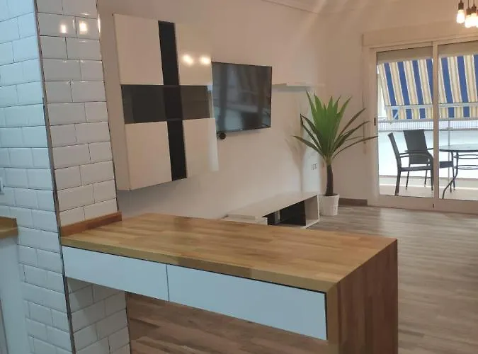 Piso Recien Reformado A Menos De 50m De La Playa * Torrevieja